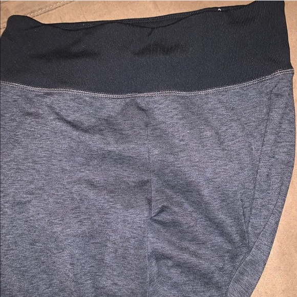 Joy Lab/Target Leggings - Picture 2 of 3